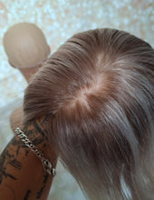 Charger l&#39;image dans la galerie, Ready to ship- silk base human hair topper, 12 inches long, ash brown, ice blonde