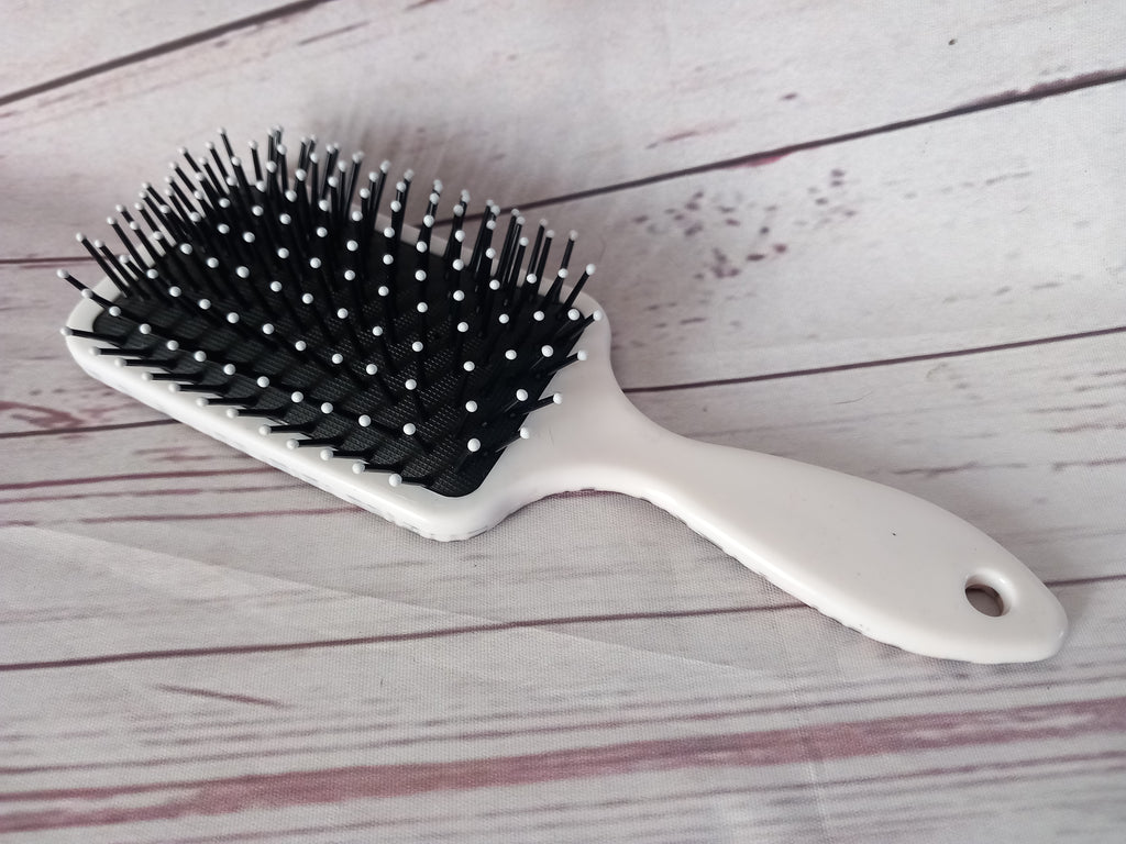 Animal print paddle brush for detangling Hair extensions and wigs