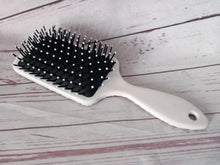 Load image into Gallery viewer, Animal print paddle brush for detangling Hair extensions and wigs